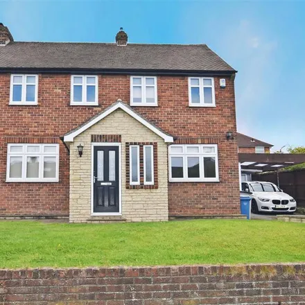 Rent this 3 bed house on Scardale Crescent in Scarborough, YO12 6LA