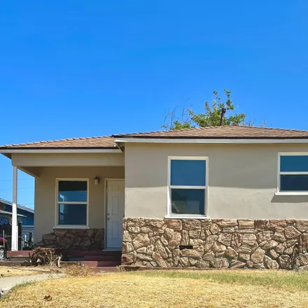 Buy this 2 bed house on 1530 Crestview Drive in East Bakersfield, Kern County