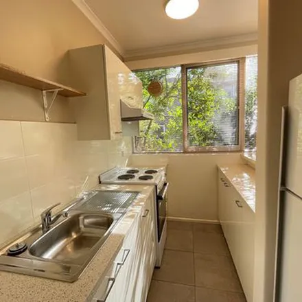 Image 3 - Daisy Street, Essendon VIC 3040, Australia - Apartment for rent