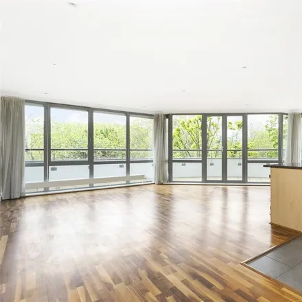 Rent this 2 bed apartment on Viewpoint in 30-32 Highbury Grove, London