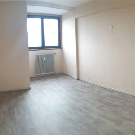 Rent this 2 bed apartment on Collégiale Sainte-Waudru in Rampe Sainte-Waudru, 7000 Mons