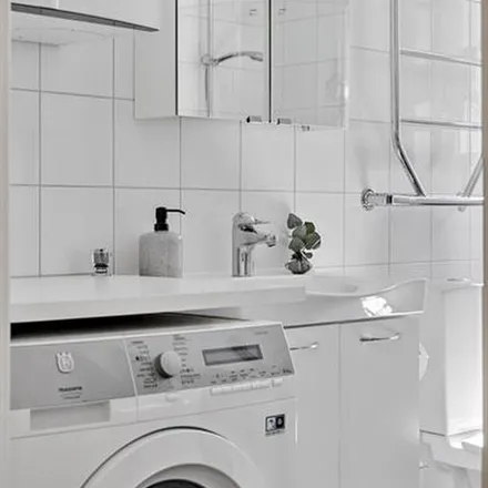 Rent this 1 bed apartment on Employment center in Borstbindaregatan 12A, 417 22 Gothenburg