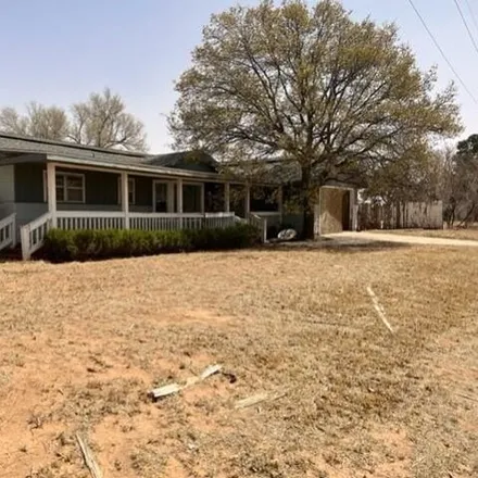 Buy this 3 bed house on 1620 Avenue O in Tahoka, TX 79373