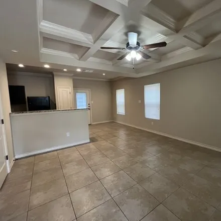 Image 2 - Woodlake Parkway, Bexar County, TX 78244, USA - Townhouse for rent