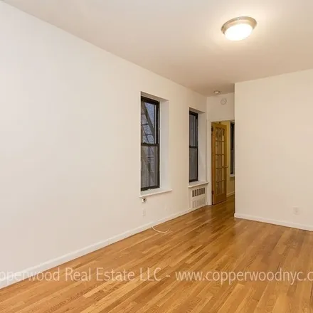 Rent this 1 bed apartment on 421 East 81st Street in New York, NY 10028