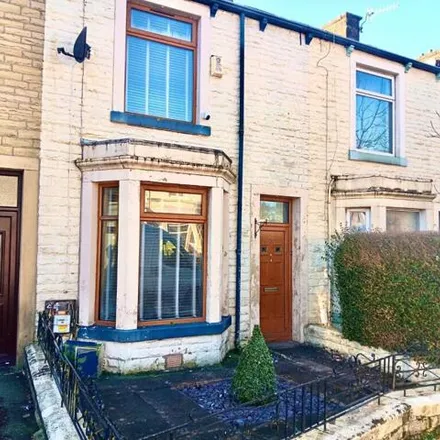 Buy this 2 bed townhouse on Victoria Road in Padiham, BB12 8RQ