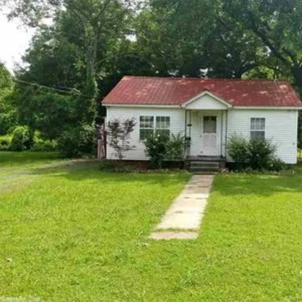 Buy this 3 bed house on West 37th Street in North Oaks, North Little Rock