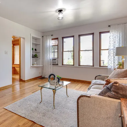 Image 6 - 5505 West Melrose Street, Chicago, IL 60634, USA - House for sale