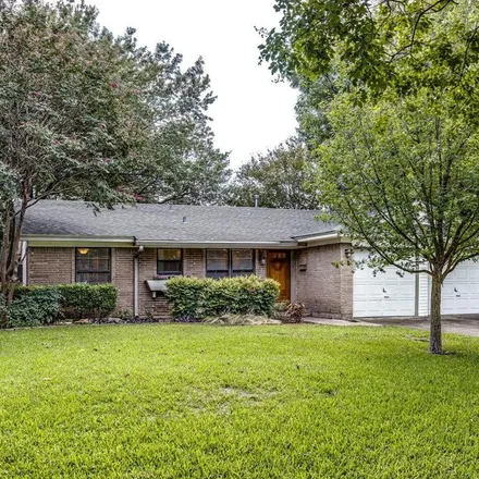 Buy this 3 bed house on 613 Bedford Drive in Richardson, TX 75080