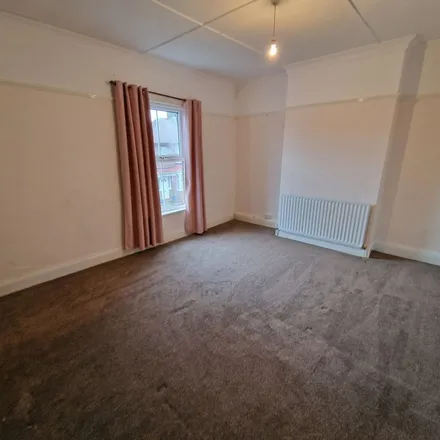 Image 2 - Gill Street, Guisborough, TS14 6EH, United Kingdom - Apartment for rent