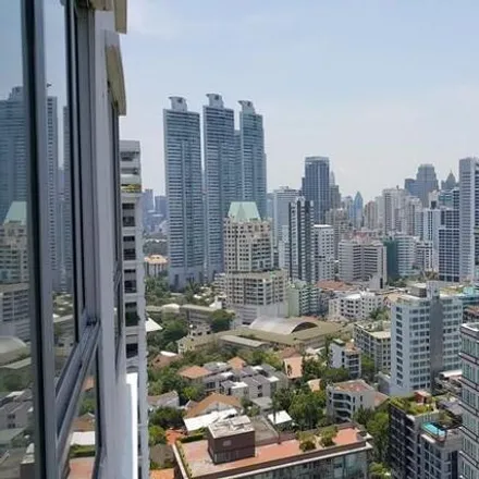 Buy this 2 bed apartment on Lucky Hotel in Soi Sukhumvit 26, Khlong Toei District