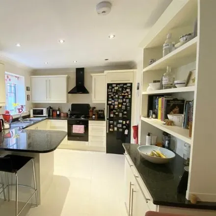 Image 3 - Copthorne Drive, Shrewsbury, SY3 8RX, United Kingdom - Townhouse for sale