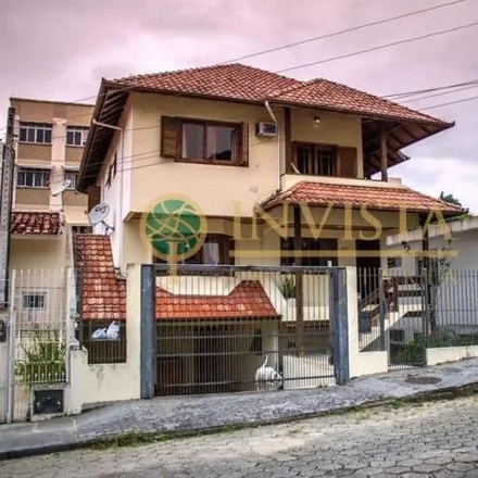 Buy this 4 bed house on Rua Luiz Pasteur in Trindade, Florianópolis - SC