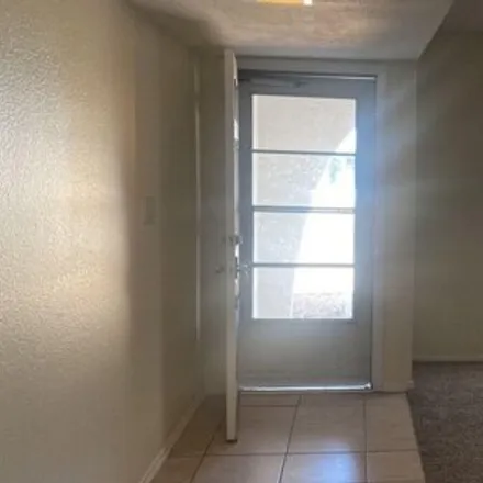Image 2 - 10019 North 48th Drive, Glendale, AZ 85302, USA - House for rent
