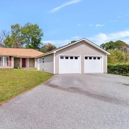 Buy this 3 bed house on 36 Shamrock Circle in Hilton Head Island, SC 29926