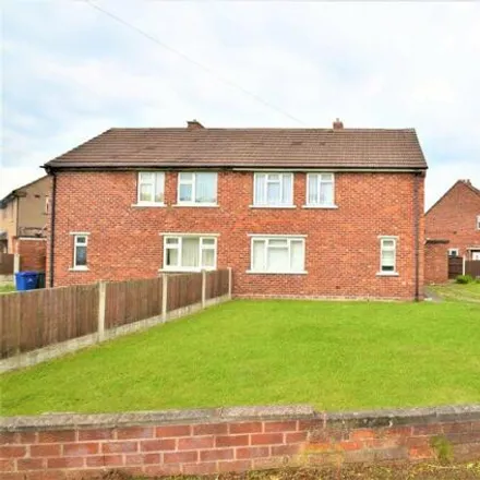 Rent this 3 bed duplex on Sherwood Road in Rossington, DN11 0AT