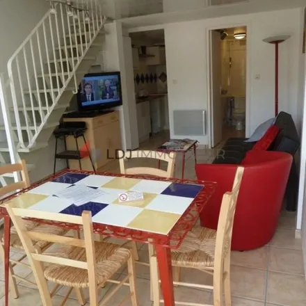 Rent this 3 bed apartment on 13 Avenue du Vallespir in 66110 Palalda, France