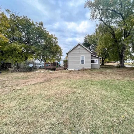 Image 3 - 211 1st Street, Alma, NE 68920, USA - House for sale