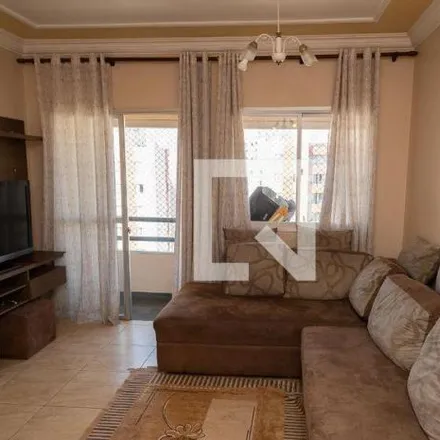 Rent this 3 bed apartment on ABR 01062 in Avenida Dom Jaime de Barros Câmara, Planalto