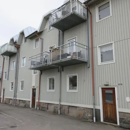 Rent this 4 bed apartment on Drottninggatan 79B in 461 35 Trollhättan, Sweden