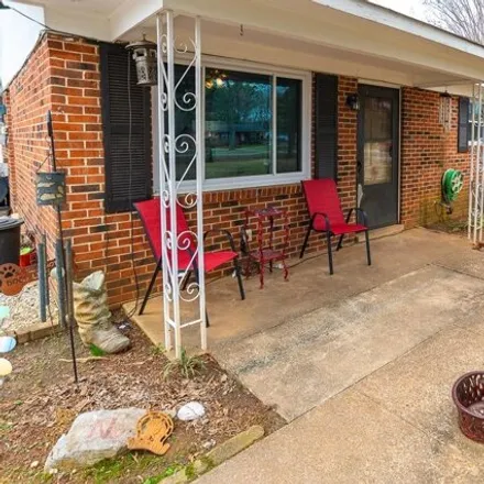 Buy this 3 bed house on 159 Dixon Road in Hazel Green, Madison County