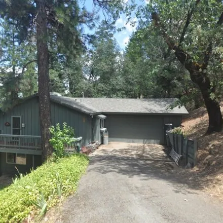 Buy this 3 bed house on 7510 Lupine Way in Shasta County, CA 96003