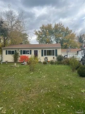 Buy this 3 bed house on 7183 Alger Drive in Genesee County, MI 48423