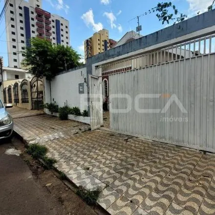 Buy this 2 bed house on Rua Rui Barbosa 1919 in Jardim Macarengo, São Carlos - SP