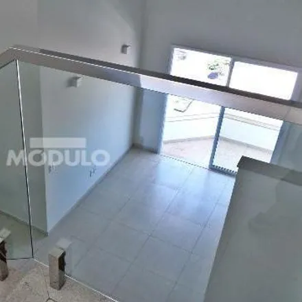 Rent this 3 bed apartment on Avenida Nicodemos Alves dos Santos 332 in Saraiva, Uberlândia - MG