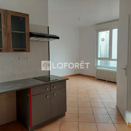 Rent this 2 bed apartment on Ancienne Mairie in Avenue Clemenceau, 57400 Sarrebourg