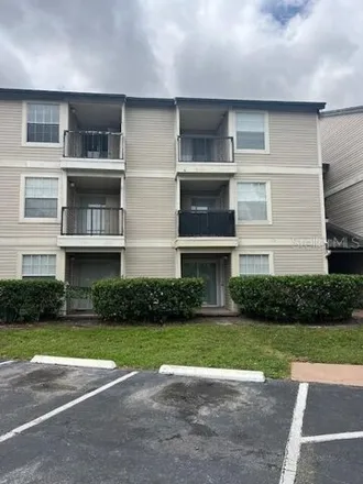 Buy this 1 bed condo on 1930 Lake Atrium Circle in Oak Ridge, FL 32839