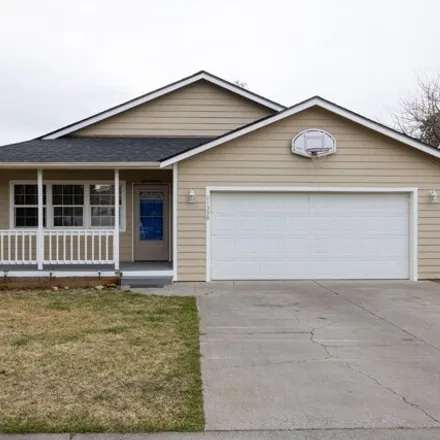 Buy this 3 bed house on 21338 Starling Drive in Bend, OR 97701