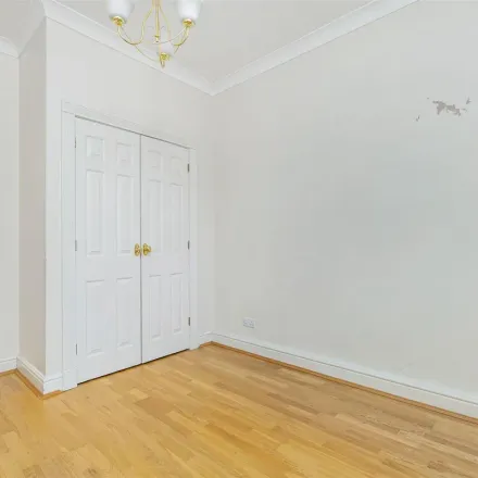 Rent this 4 bed townhouse on 45 Trinity Church Road in London, SW13 8EN