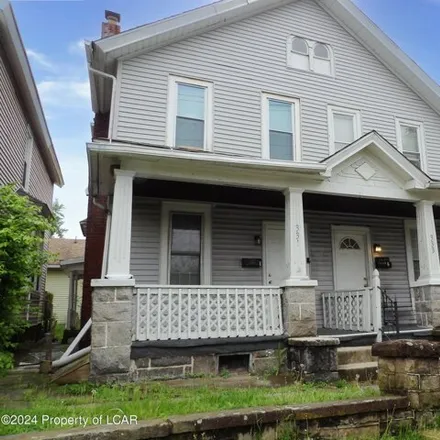 Buy this 6 bed house on 986 Luzerne Street in Hyde Park, Scranton