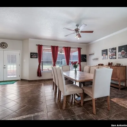 Image 6 - 6700 Riverwood, Live Oak, Bexar County, TX 78233, USA - House for sale