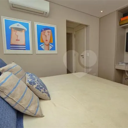 Buy this 3 bed apartment on Alameda Campinas 907 in Cerqueira César, São Paulo - SP