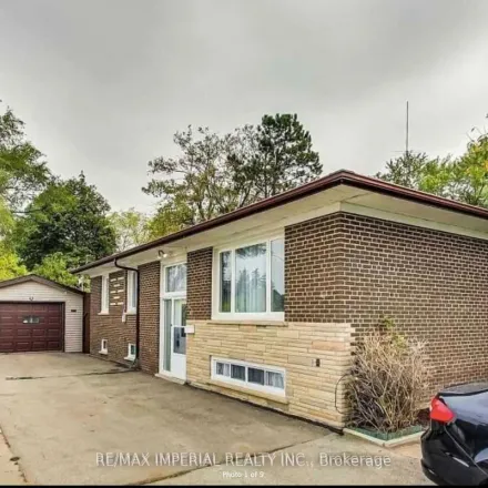 Rent this 2 bed apartment on 513 Elgin Mills Road East in Richmond Hill, ON L4C 2V1