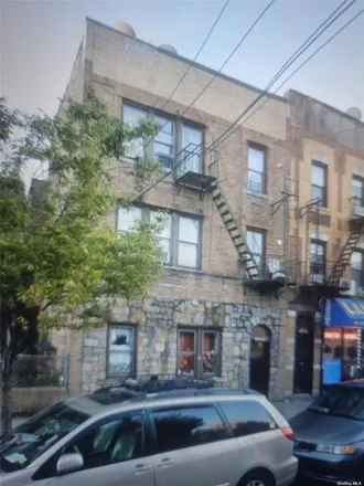 Buy this 9 bed house on 105-04 37th Avenue in New York, NY 11368