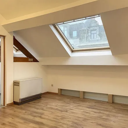 Image 2 - Kortrijksesteenweg, 9000 Ghent, Belgium - Apartment for rent