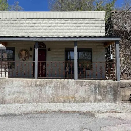 Buy this 3 bed house on 340 Walnut Street in Calico Rock, Izard County