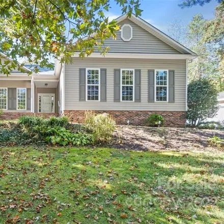 Image 1 - 2056 Lynmore Drive, Sherrills Ford, Catawba County, NC 28673, USA - House for sale