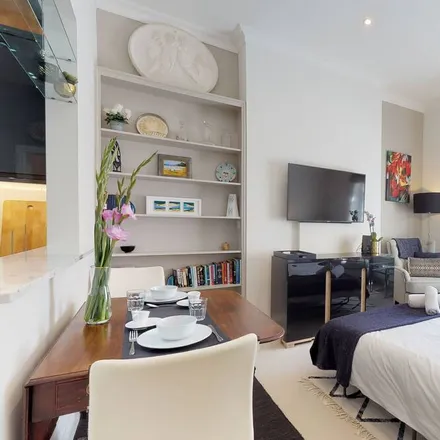 Rent this 2 bed apartment on London in SW1V 4PA, United Kingdom