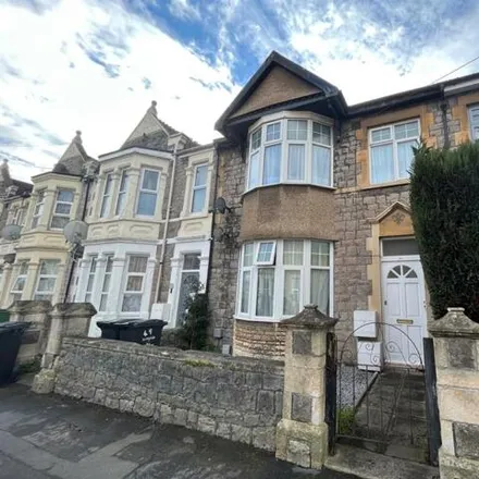Rent this 2 bed apartment on Sunnyside Road in Weston-super-Mare, BS23 3QD