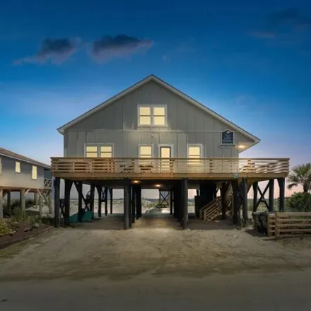 Buy this 6 bed house on 798 Springs Avenue in Pawleys Island, Georgetown County