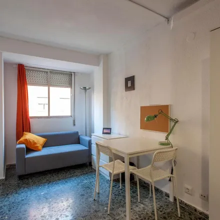 Image 6 - Carrer de l’Orient, 46005 Valencia, Spain - Apartment for rent
