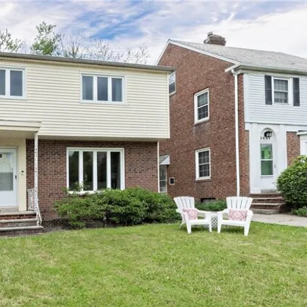Rent this 3 bed house on 3662 Winchell Rd in Shaker Heights, Ohio