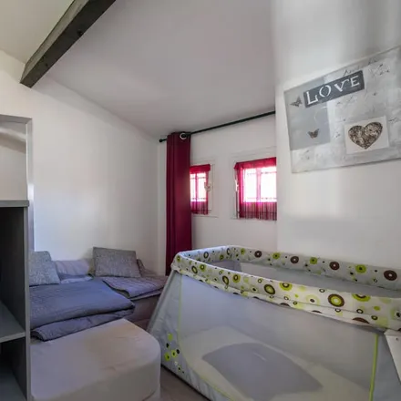 Rent this 3 bed house on Le Barcarès in Boulevard du 14 Juillet, 66420 Le Barcarès