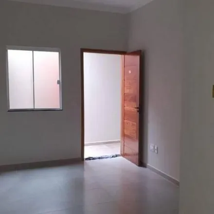 Buy this 2 bed house on Rua Quedas 508 in Vila Isolina Mazzei, São Paulo - SP
