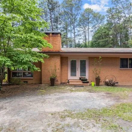 Buy this 2 bed house on 128 McKinnon Road in Pinehurst, NC 28374