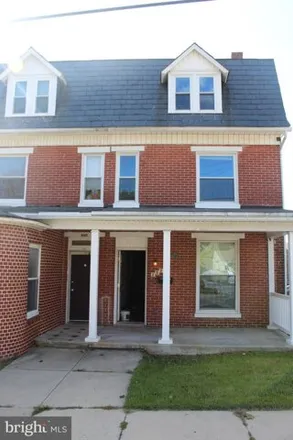 Rent this 3 bed duplex on 170 Rost Lane in Red Lion, PA 17356